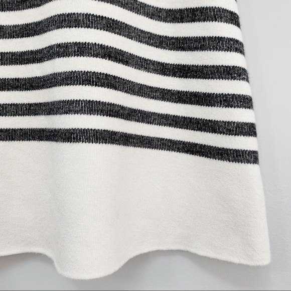 Anthropologie Moth Striped Mock Neck Knit Sleeveless Top Sz M - Picture 4 of 10